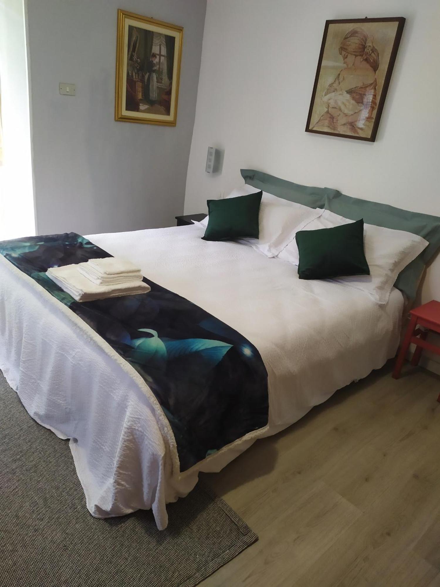 La Ghita Bed & Breakfast Sparone Rom bilde